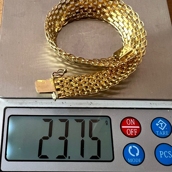 14K YELLOW GOLD WIDE FLEXIBLE BRACELET INTRICATE DESIGN STATEMENT GORGEOUS - Picture 10 of 16